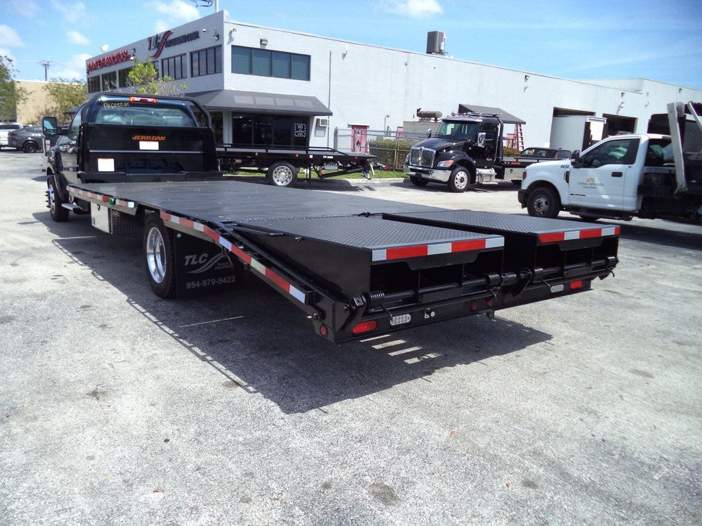 2023 Chevrolet SILVERADO 6500HD 21FT BEAVER TAIL, DOVE TAIL, RAMP TRUCK, EQUIPMENT HAUL - 22362788 - 11