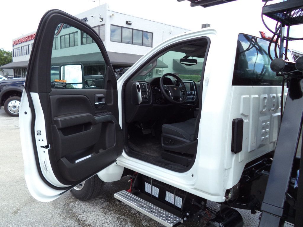 2023 Chevrolet SILVERADO 6500HD With 14ft Roll-Off Truck 17 Yard Grapple Boom & Seat - 22921404 - 49