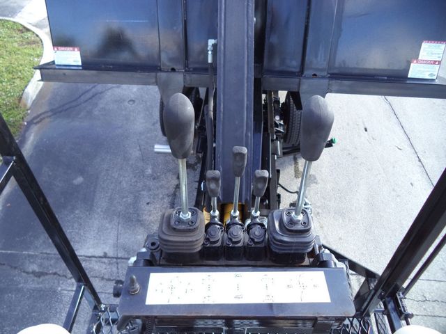 2023 Chevrolet Silverado 6500HD With 18ft Steel Dump Truck 21 Yard Grapple Boom & Seat - 22724570 - 27