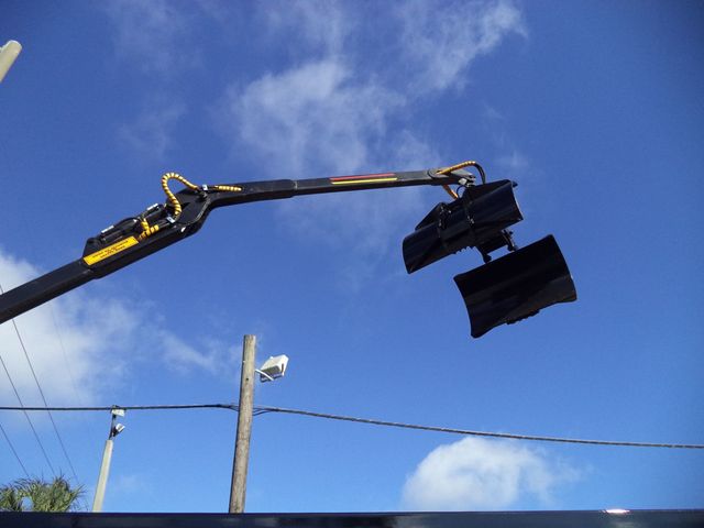 2023 Chevrolet Silverado 6500HD With 18ft Steel Dump Truck 21 Yard Grapple Boom & Seat - 22724570 - 29