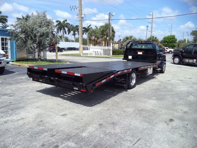 2023 Chevrolet Silverado 6500HD With 21ft Dovetail Beavertail Ramp Truck Equipment Haul - 22362788 - 9
