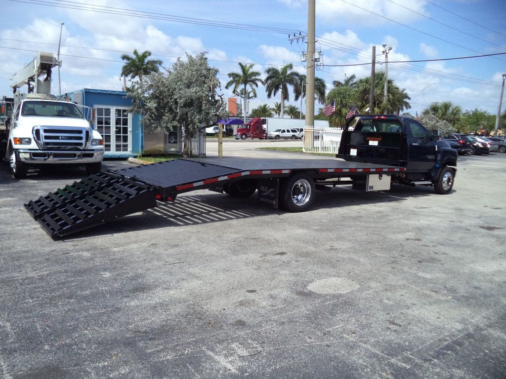 2023 Chevrolet Silverado 6500HD With 21ft Dovetail Beavertail Ramp Truck Equipment Haul - 22362788 - 1
