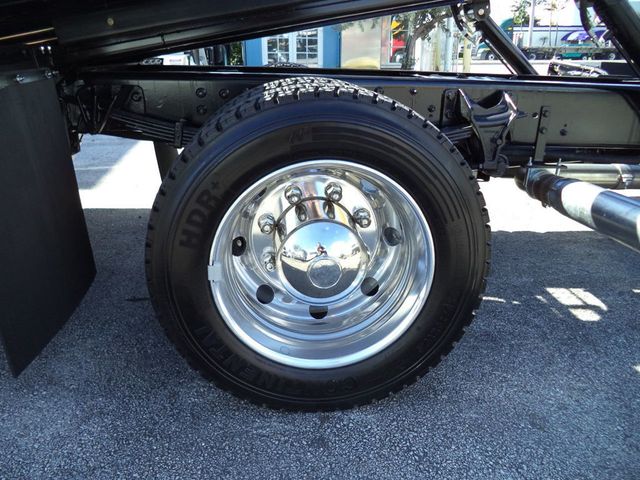 2023 Chevrolet Silverado 6500HD With 21ft JerrDan 6 Ton Extra Low Profile Car Carrier - 22336794 - 18