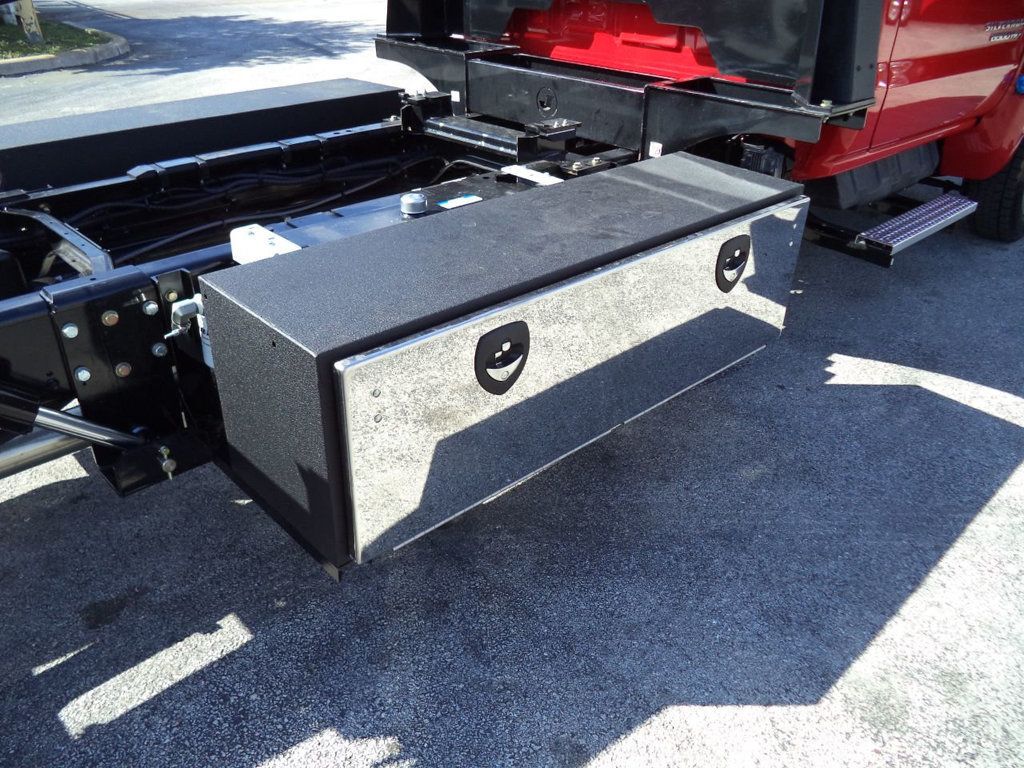2023 Chevrolet Silverado 6500HD With 21ft JerrDan 6 Ton Extra Low Profile Car Carrier - 22336794 - 19