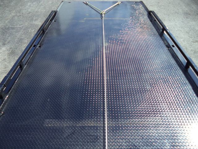 2023 Chevrolet Silverado 6500HD With 21ft JerrDan 6 Ton Extra Low Profile Car Carrier - 22336794 - 29