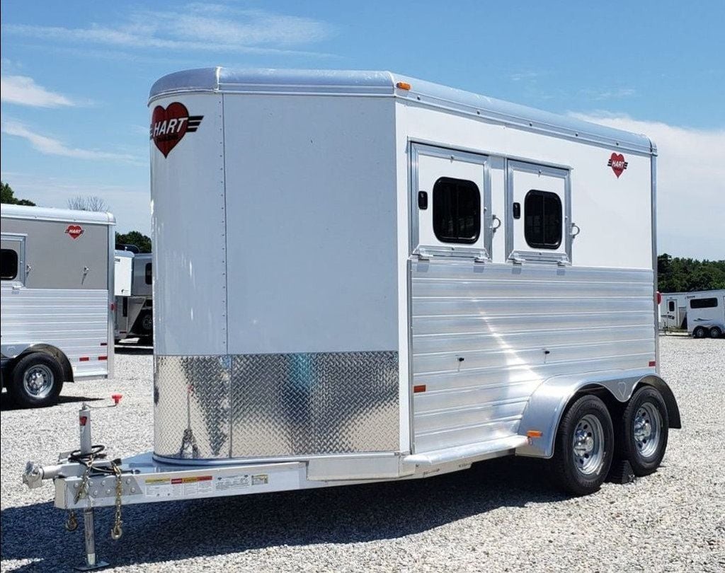 2023 Hart 2 Horse Slant with Drop Feed Windows  - 22186530 - 0