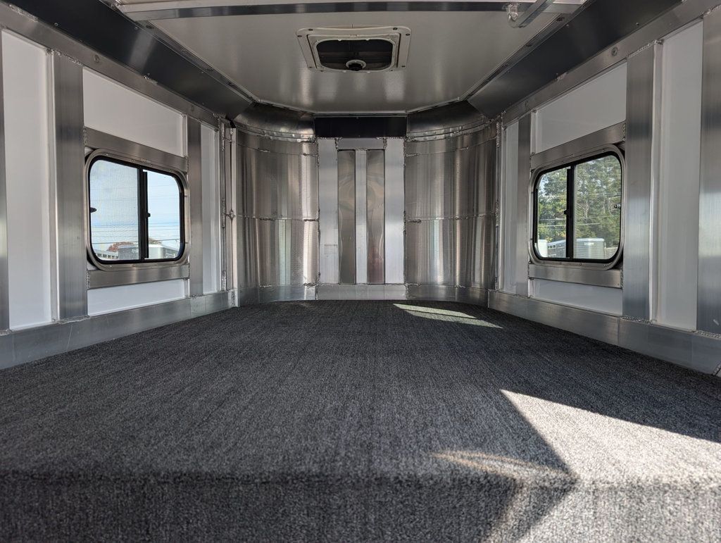 2023 Hart 2+1 Straight Load with Box Stall & Side Ramp  - 22286642 - 6