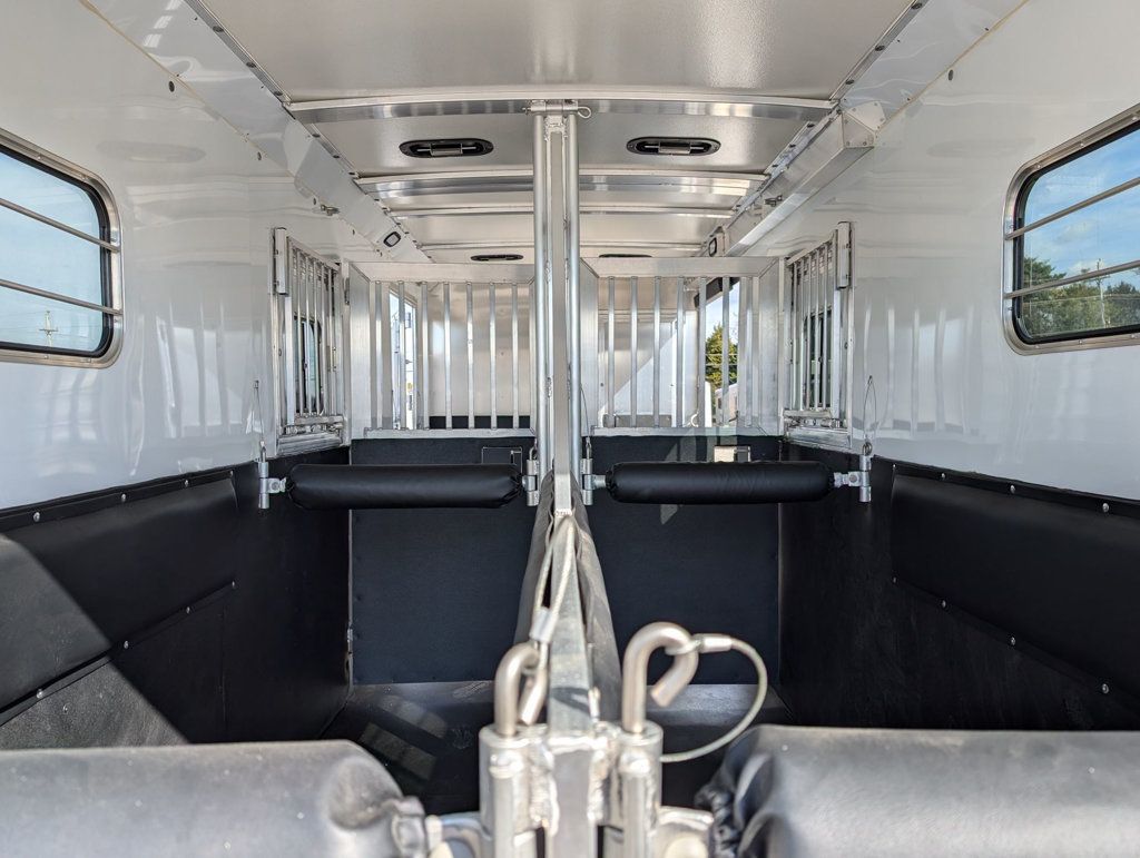 2023 Hart 2+1 Straight Load with Box Stall & Side Ramp  - 22286642 - 9