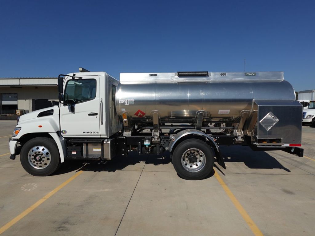 2023 HINO L6 Fuel Tanker Truck - 22200626 - 3