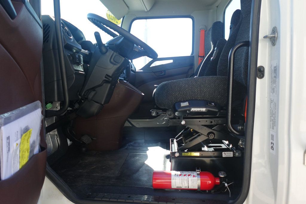 2023 HINO L7 (Container Carrier Truck) - 22913291 - 13