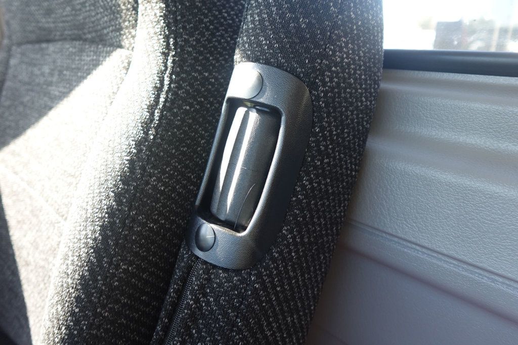 2023 HINO L7 (Container Carrier Truck) - 22913291 - 31