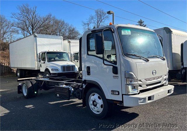 2023 HINO S4 Cab & Chassis - 22566399 - 0