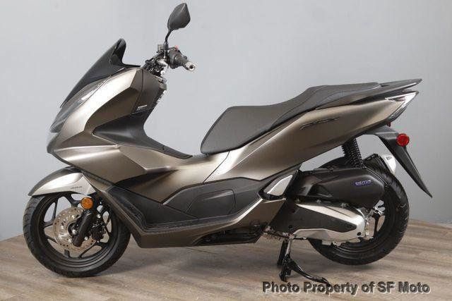 2023 Honda PCX Available Now! - 22969391 - 3