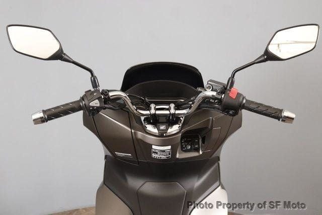 2023 Honda PCX150 SALE PENDING - 22758666 - 6