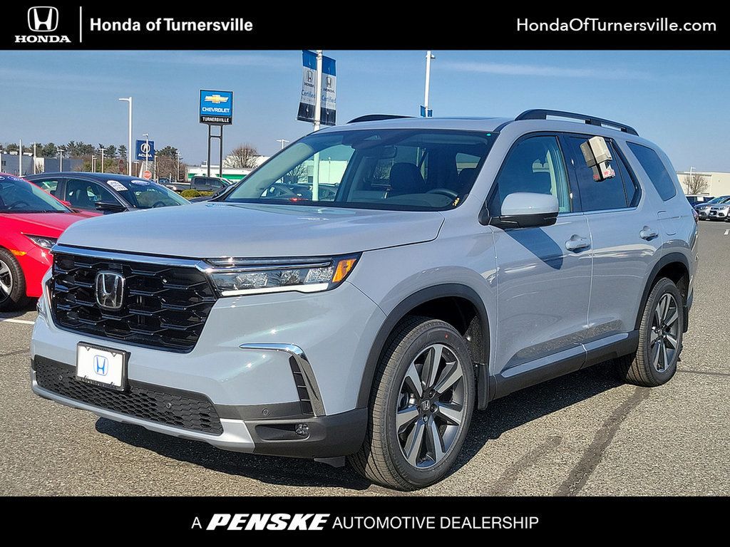 2023 New Honda Pilot Touring AWD at PenskeCars.com Serving Bloomfield ...