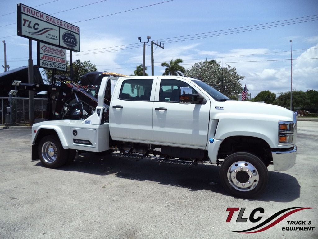 2023 International CV515 Crew Cab 4x4 w/ JerrDan MPL40 Wrecker 8 Ton Dual Winch Underlift - 22860013 - 0
