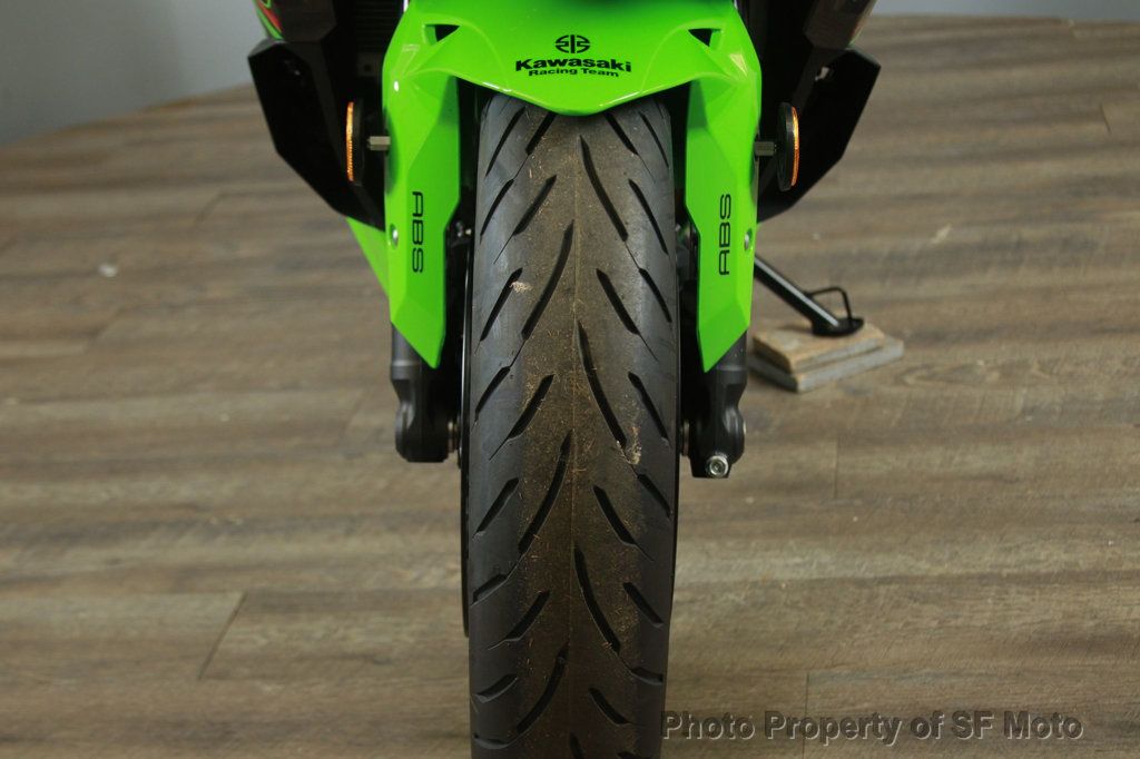 2023 Kawasaki Ninja ZX-4RR KRT Edition FACTORY DEMO - 22914064 - 20