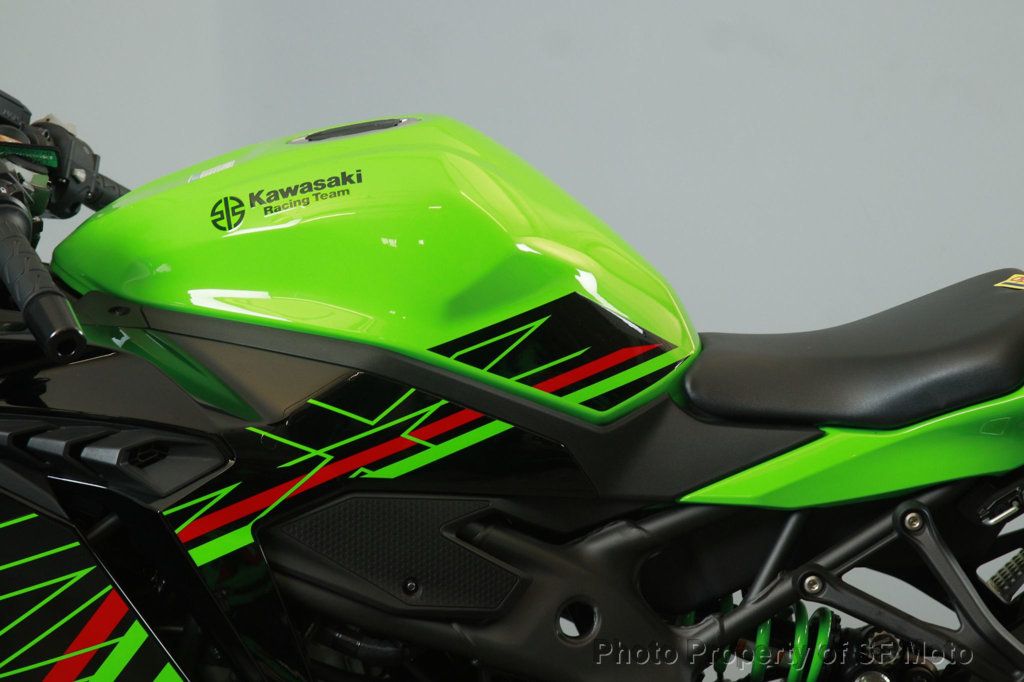 2023 Kawasaki Ninja ZX-4RR KRT Edition FACTORY DEMO - 22914064 - 7
