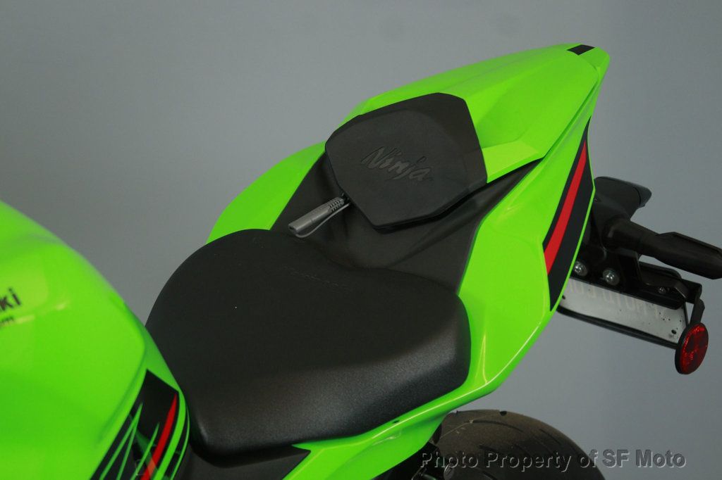 2023 Kawasaki Ninja ZX-4RR KRT Edition FACTORY DEMO - 22914082 - 39