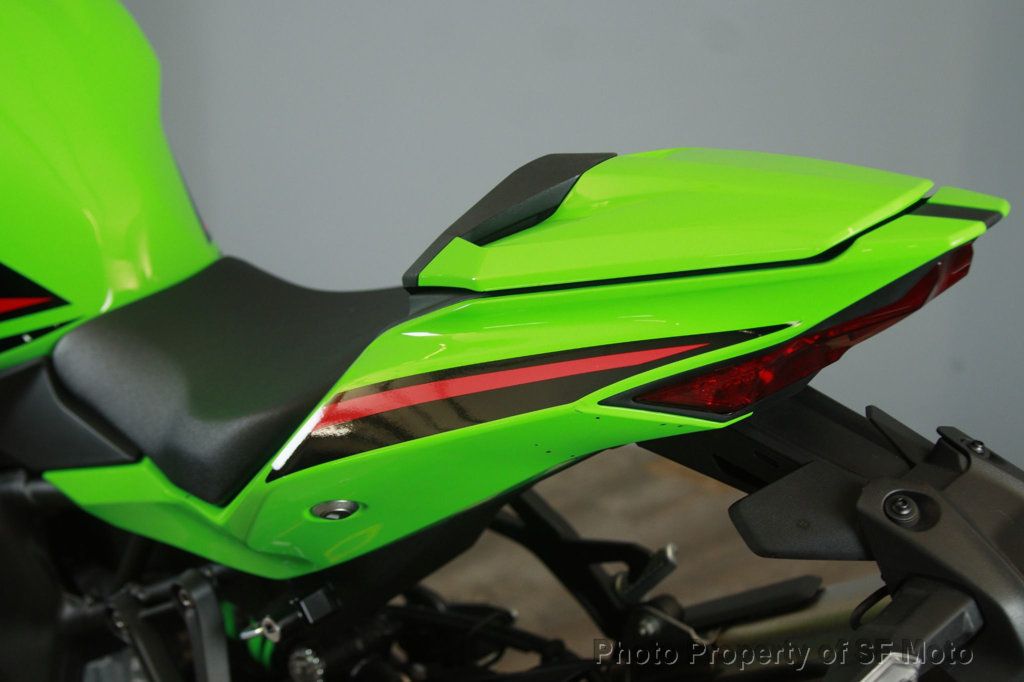 2023 Kawasaki Ninja ZX-4RR KRT Edition FACTORY DEMO - 22914082 - 43
