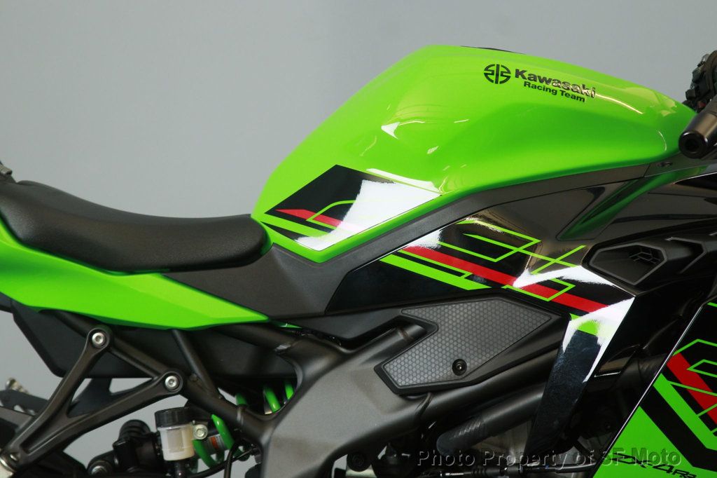 2023 Kawasaki Ninja ZX-4RR KRT Edition FACTORY DEMO - 22914082 - 8