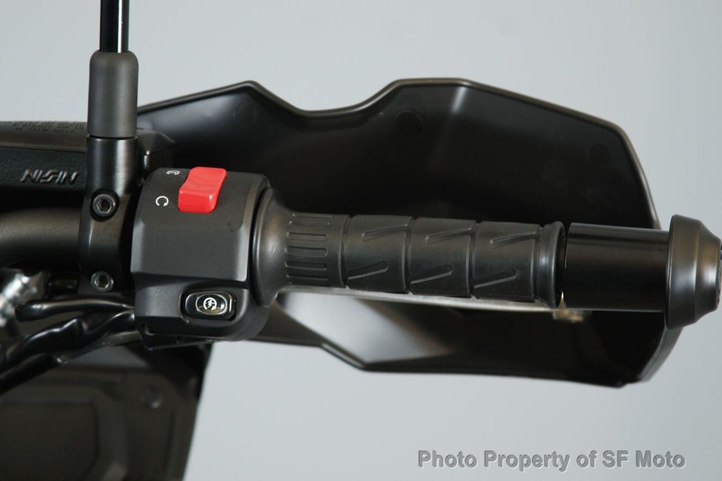 2023 Kawasaki Versys 650 LT Only 815 Miles! - 22914061 - 31