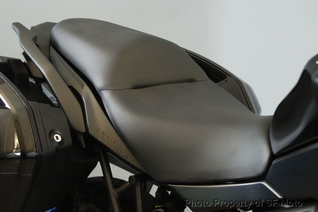 2023 Kawasaki Versys 650 LT Only 815 Miles! - 22914061 - 34