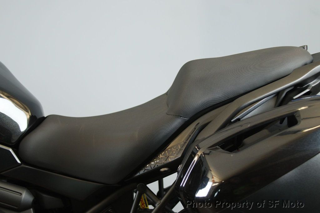 2023 Kawasaki Versys 650 LT Only 815 Miles! - 22914061 - 37