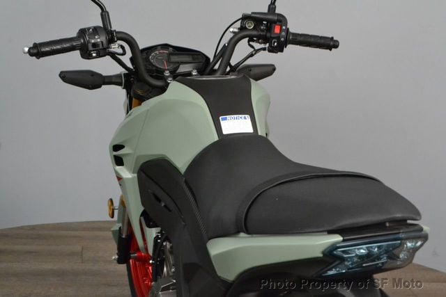 2023 Kawasaki Z125 Pro PRICE REDUCED! - 22205740 - 9