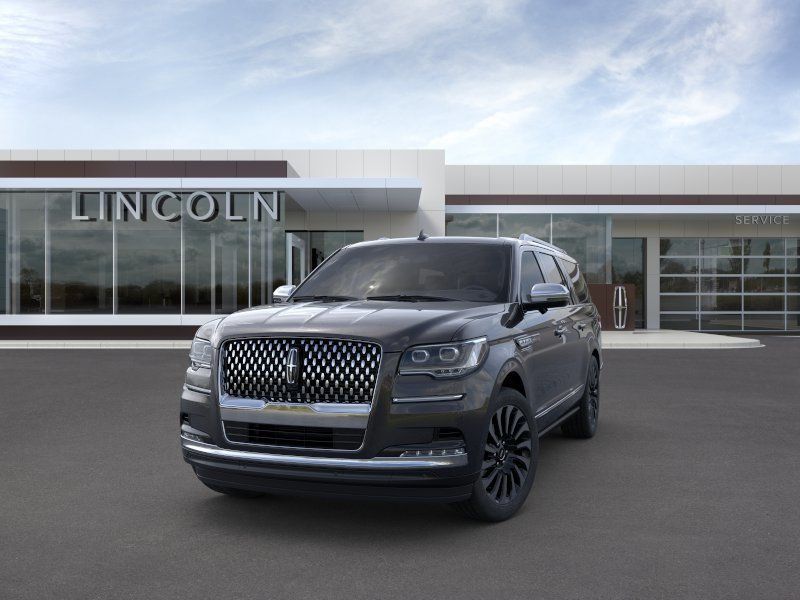 REVIEW: 2023 Lincoln Navigator L Black Label 4X4