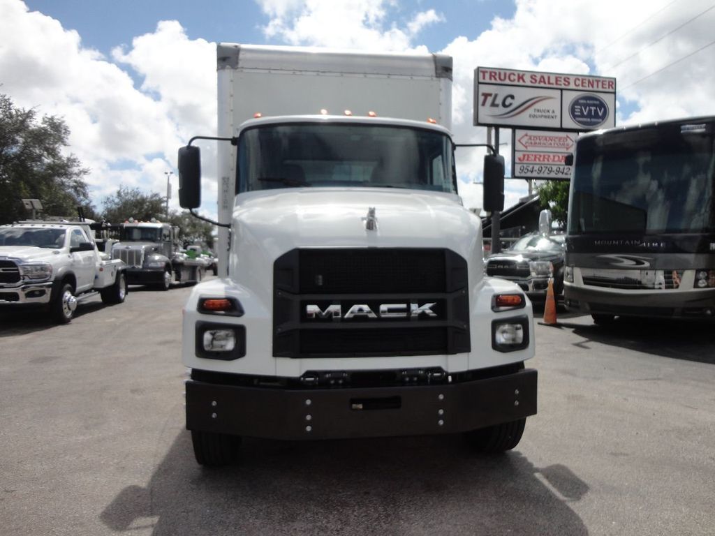 2023 Mack MD6 LIKE NEW 26FT DRY BOX TRUCK. LIFTGATE - 21633910 - 4