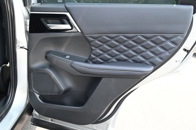 2023 Mitsubishi Outlander Phev SEL - 23076789 - 24