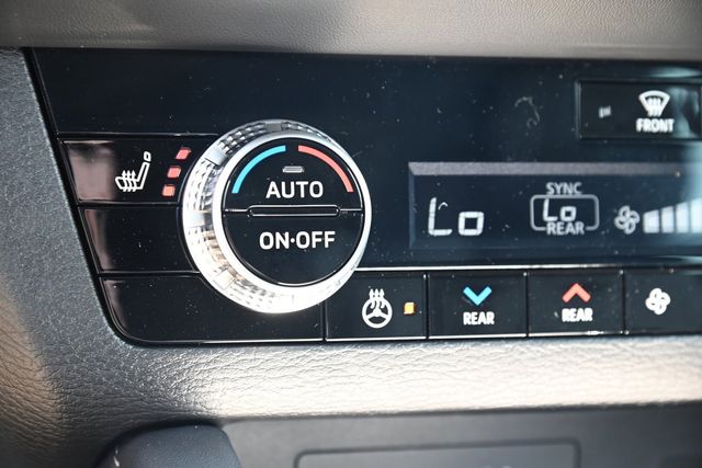 2023 Mitsubishi Outlander Phev SEL - 23076789 - 40