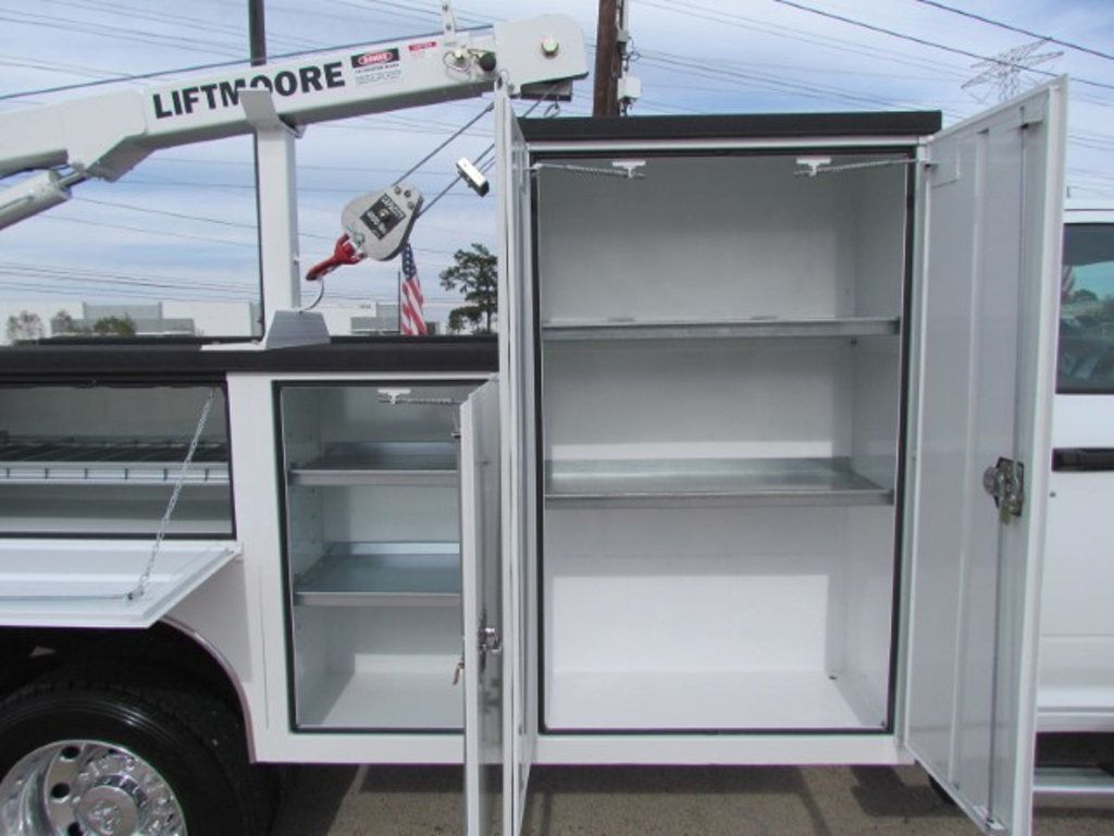 2023 Ram 5500 Mechanics Service Truck 4x4 - 21890559 | Video 1