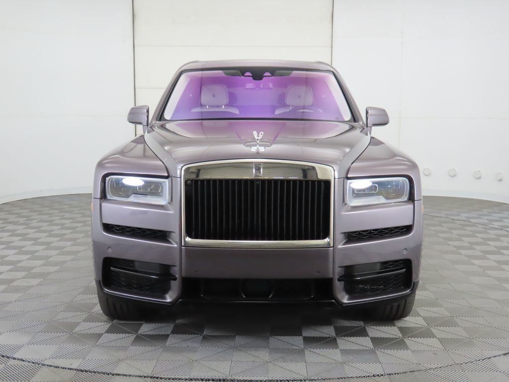 Rolls-Royce Cullinan 2023 Price & Specs