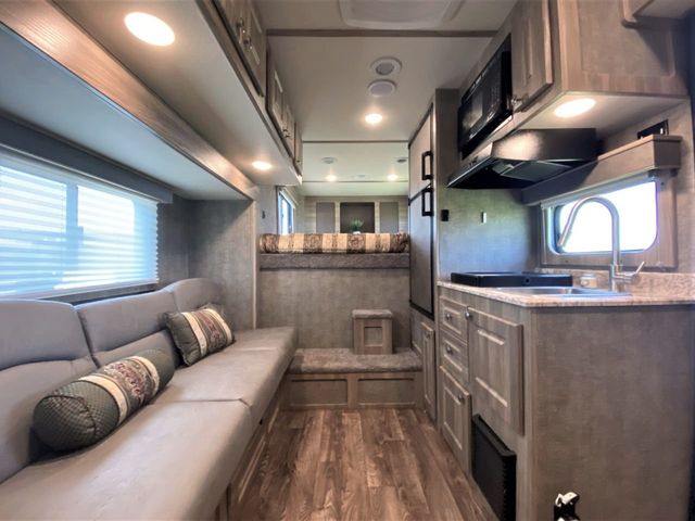 2023 Shadow 3 Horse Slant 10'6 Living Quarters with Slide  - 21902223 - 7