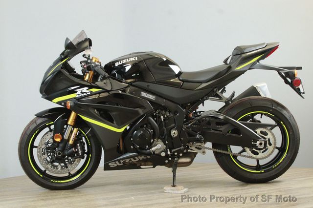 Suzuki GSX-S1000 - Wikipedia