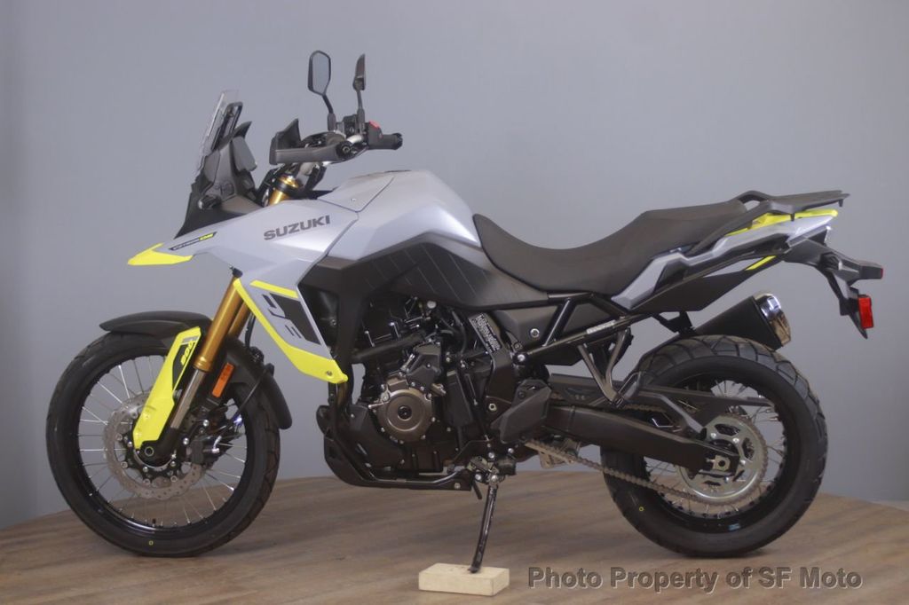 2023 Suzuki V-Strom 800DE SPRING CLEARANCE! - 21988902 - 3