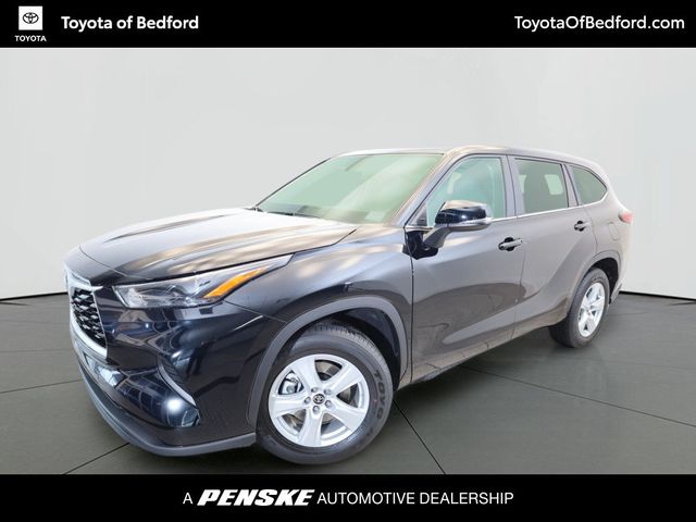 2023 New Toyota Highlander L FWD at PenskeCars.com Serving Bloomfield ...