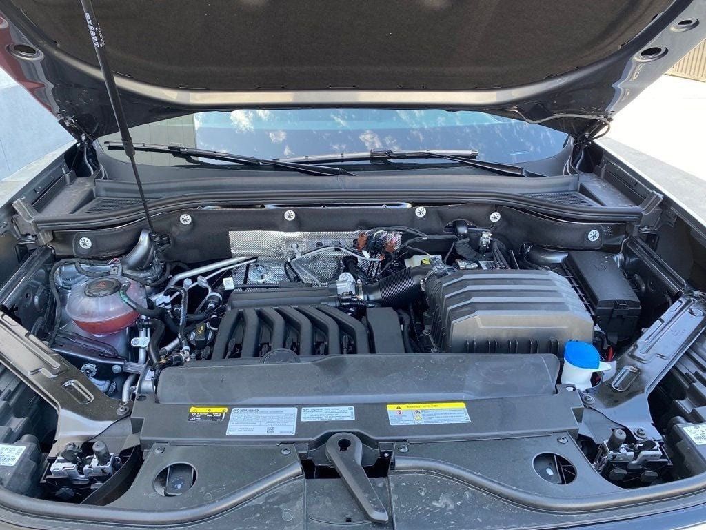 2023 New Volkswagen Atlas 3.6L V6 SE w/Technology FWD at PenskeCars.com  Serving Bloomfield Hills, MI, IID 21938594