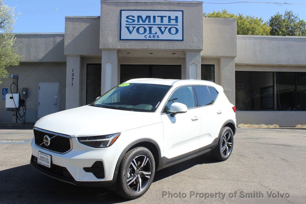 2023 Volvo XC40 B4 FWD Core SUV for Sale San Luis Obispo, CA 40,830