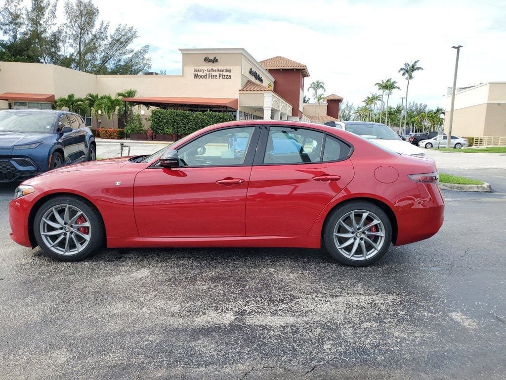 2024 Alfa Romeo Giulia Ti RWD - 22353419 - 7