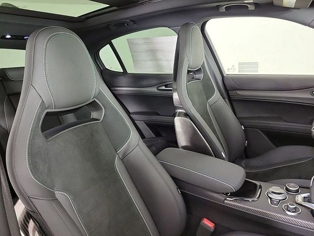 2024 Alfa Romeo Stelvio Quadrifoglio - 22854704 - 13