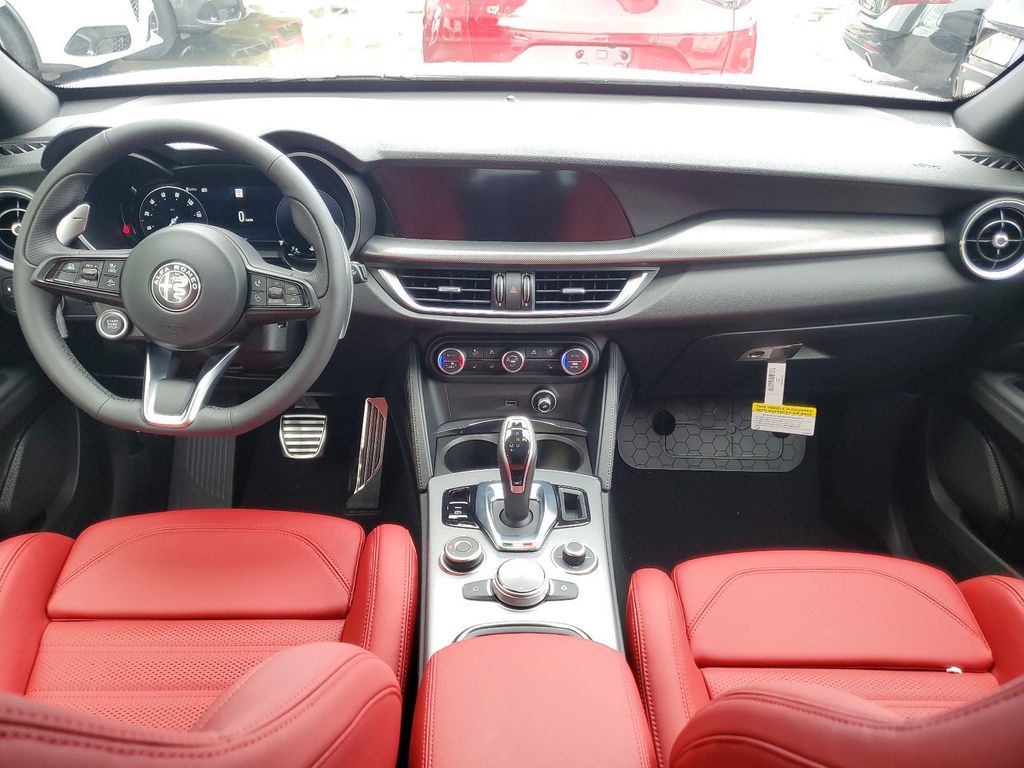 2024 Alfa Romeo Stelvio Ti AWD - 22089794 - 6