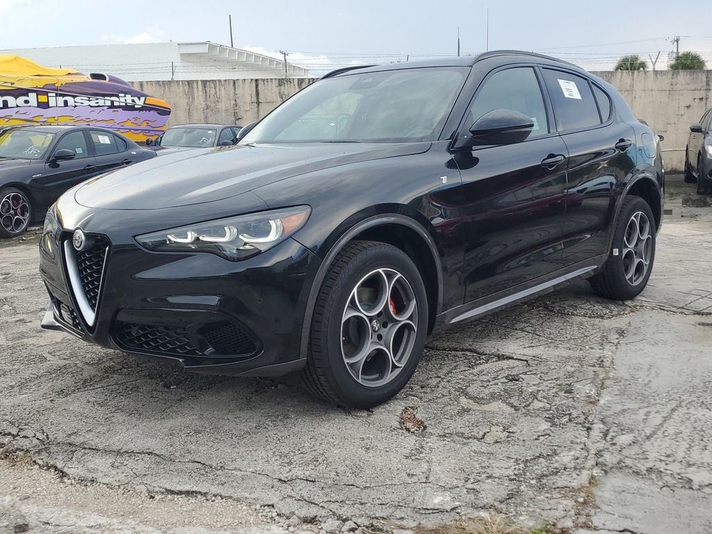 2024 Alfa Romeo Stelvio Ti AWD - 22089830 - 13