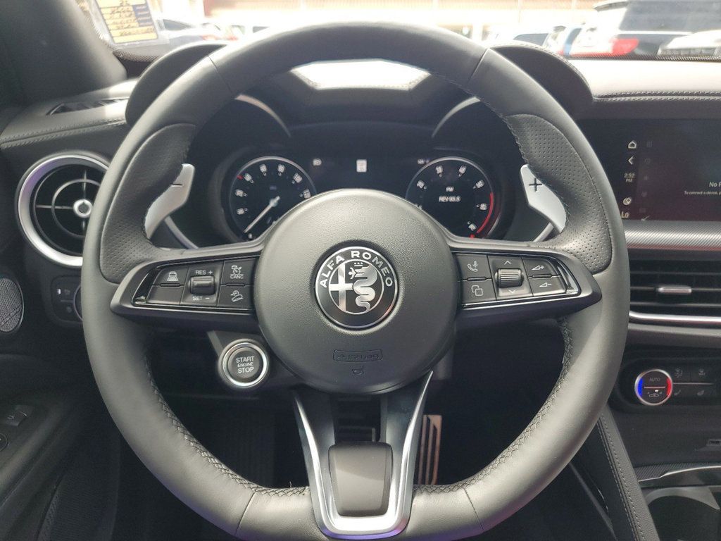 2024 Alfa Romeo Stelvio Veloce AWD - 22040079 - 8