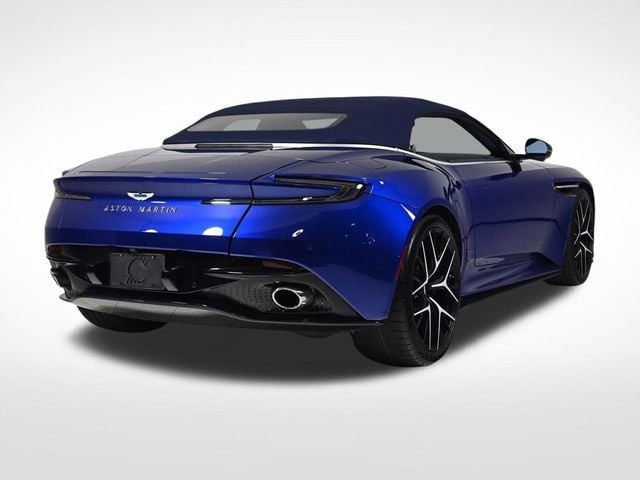 2024 Aston Martin DB12 Coupe - 22274714 - 4