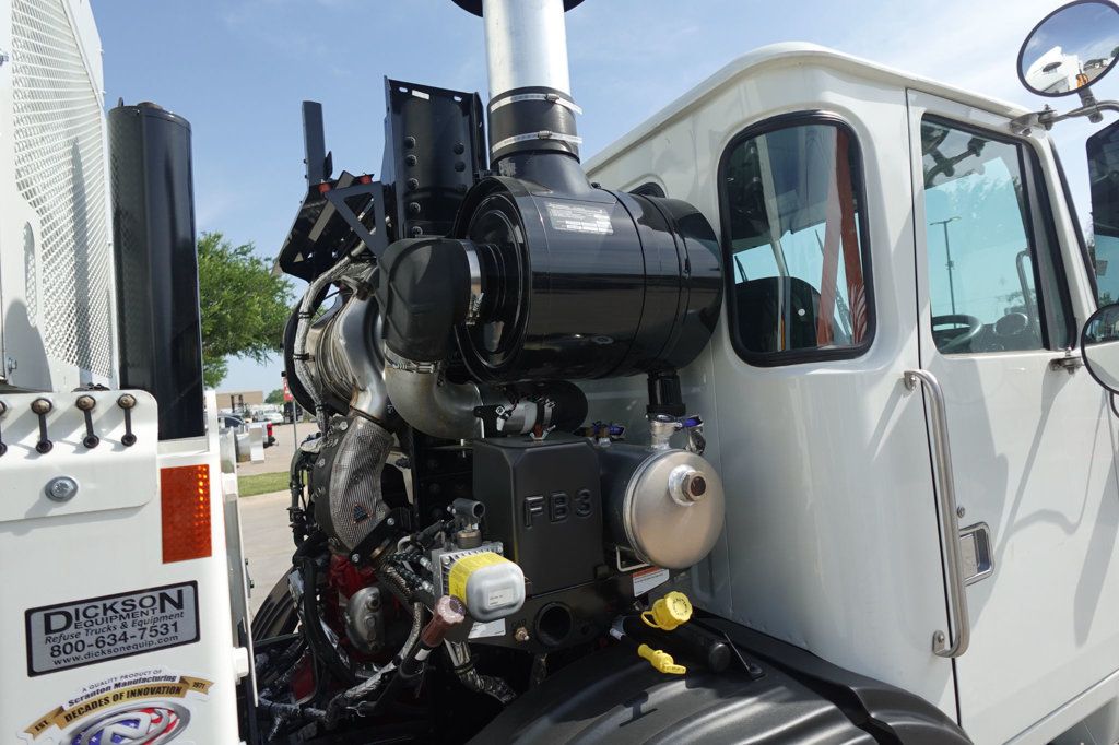 2024 Autocar ACX64 (Refuse - Side Loader) - 22910538 - 12