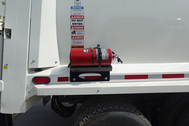 2024 Autocar ACX64 (Refuse - Side Loader) - 22910538 - 15