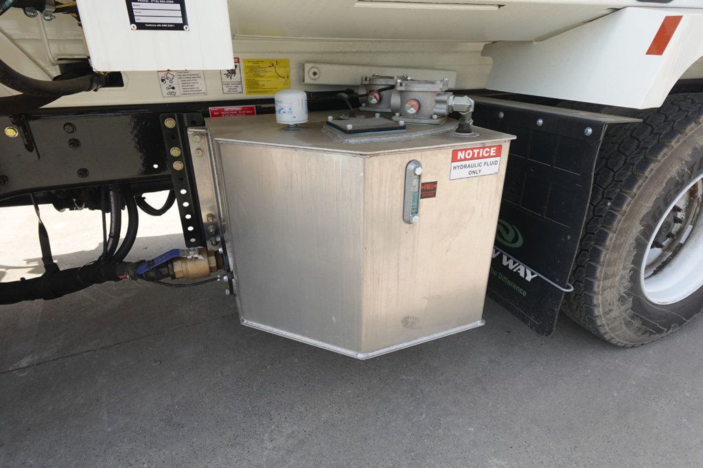 2024 Autocar ACX64 (Refuse - Side Loader) - 22910538 - 18